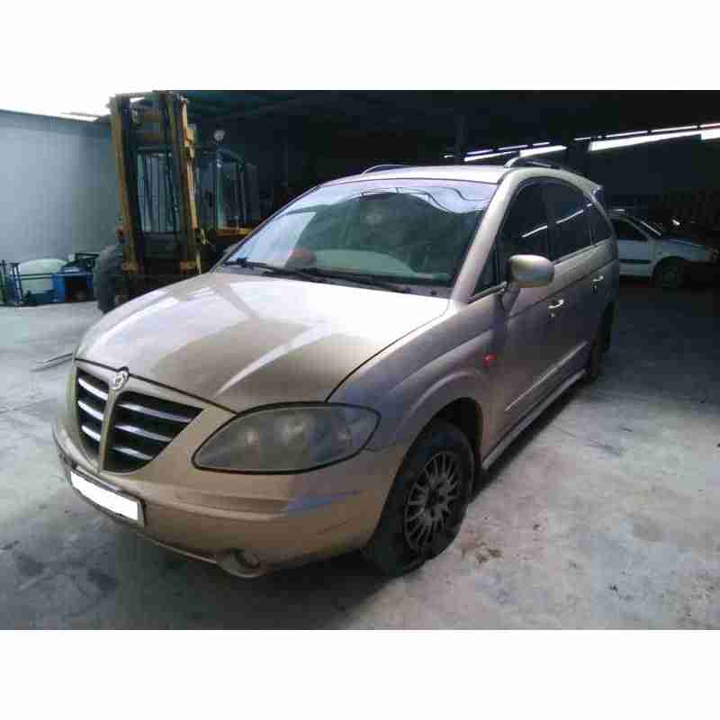 ssangyong rodius del año 2006