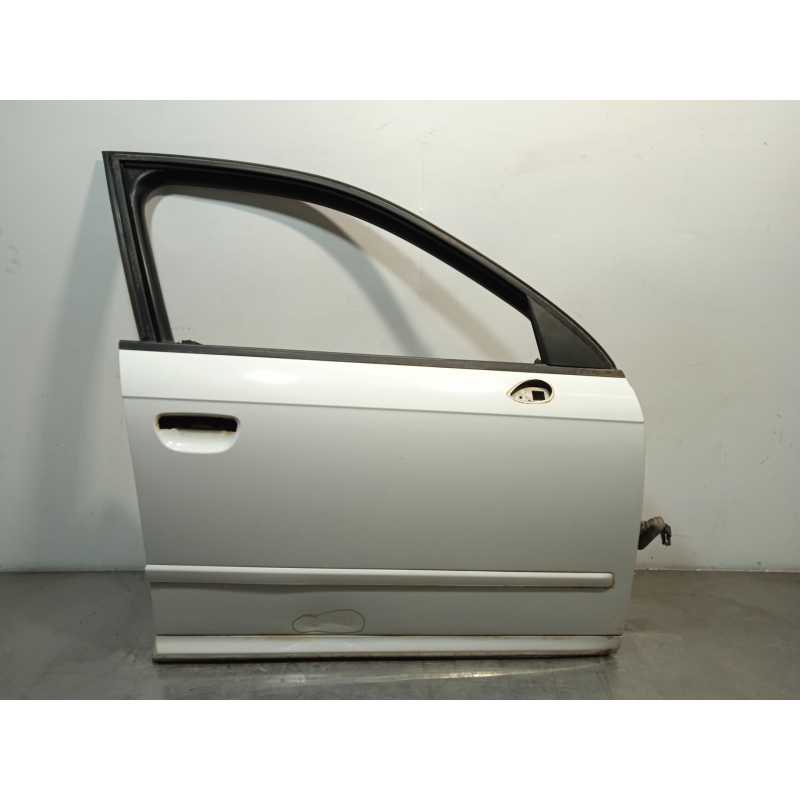 PUERTA DELANTERA DERECHA 3R0831052 