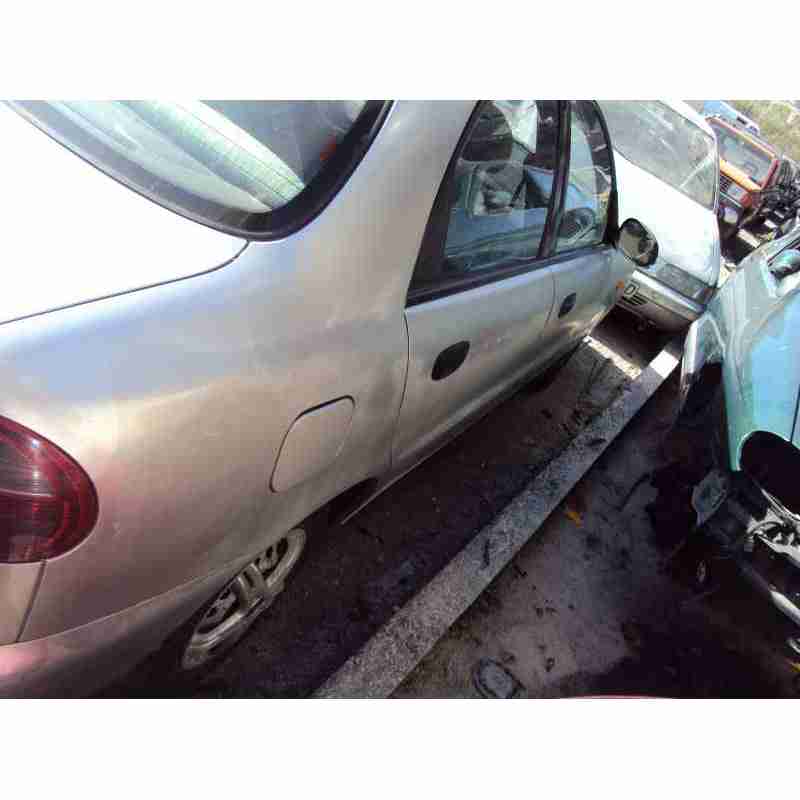 daewoo lanos del año 1997