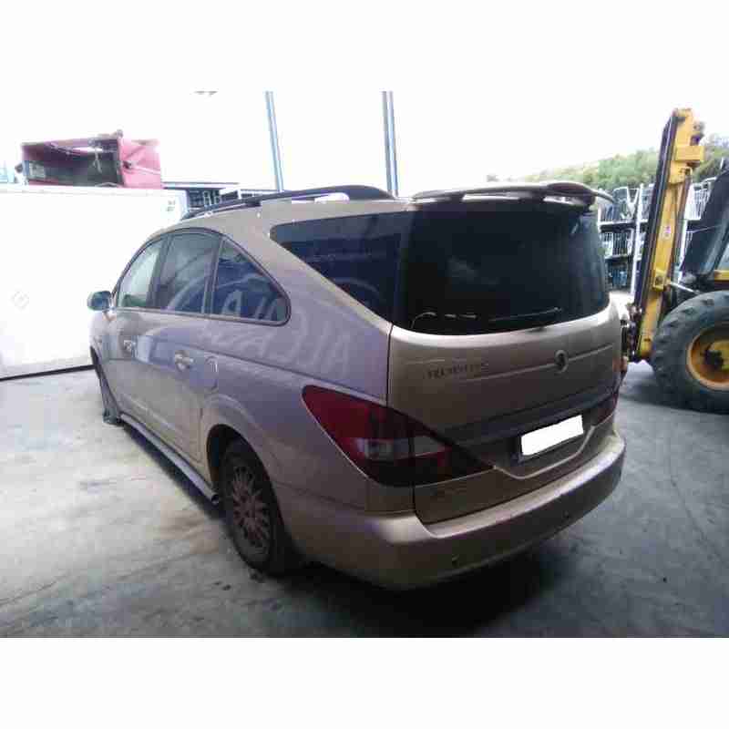 ssangyong rodius del año 2006