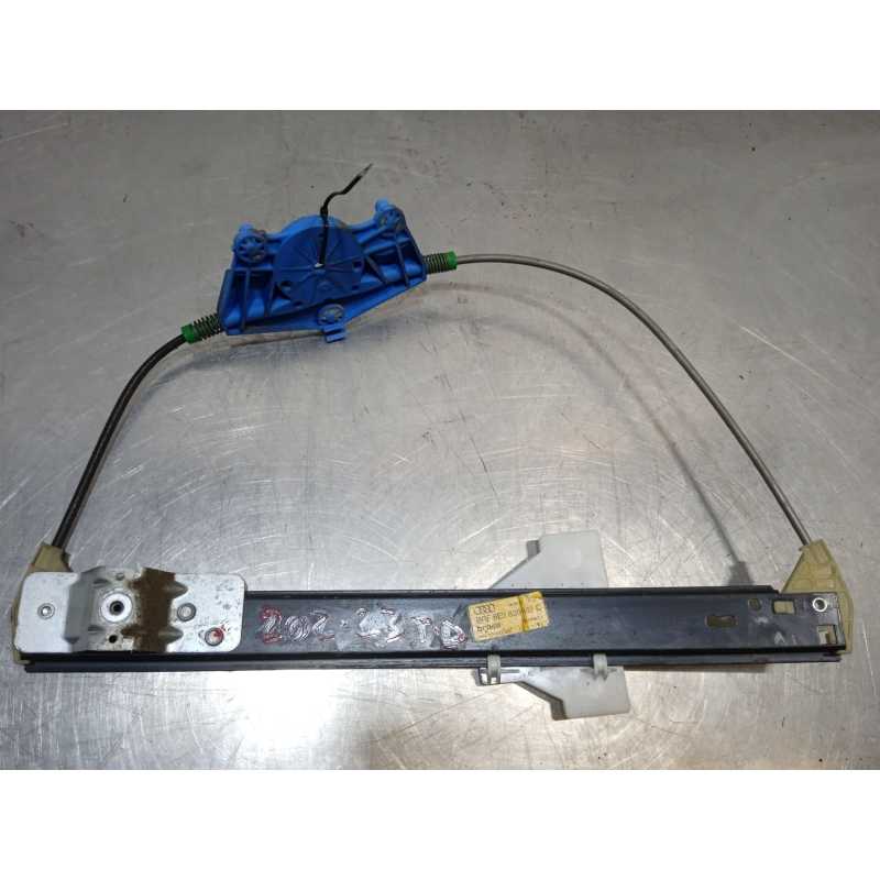 ELEVALUNAS TRASERO DERECHO 8E0839462C 