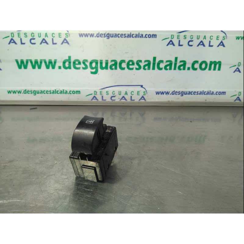 MANDO ELEVALUNAS TRASERO DERECHO 25411JY00A 6 PINES 