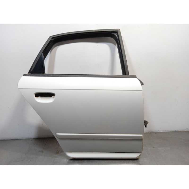 PUERTA TRASERA DERECHA 3R0833052 