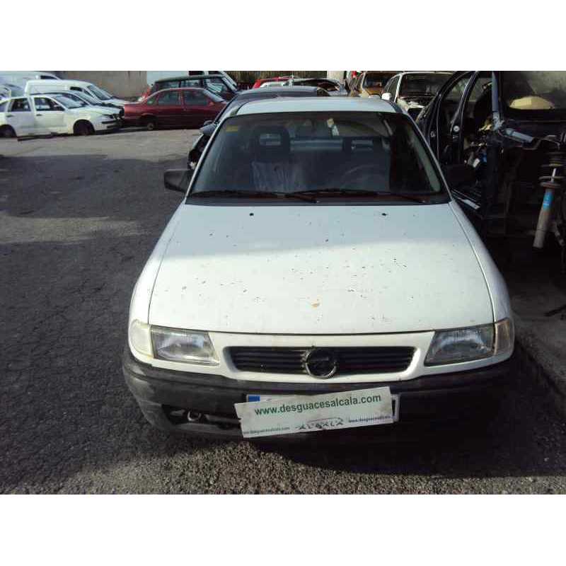 opel astra f berlina del año 1994