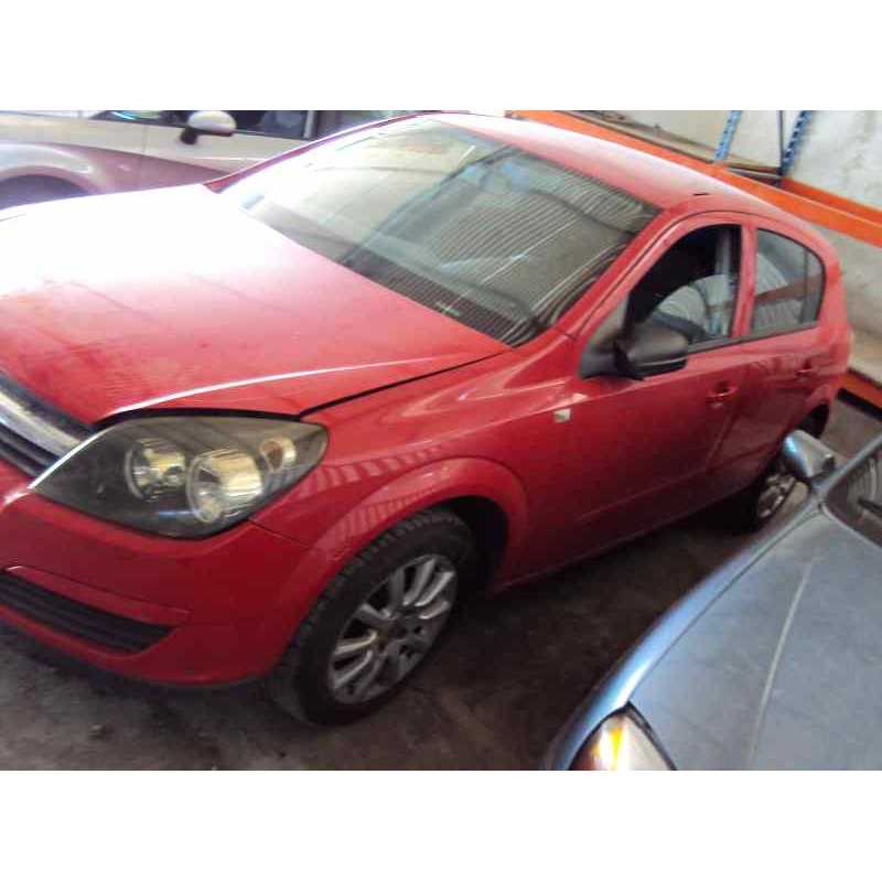 opel astra h berlina del año 2004