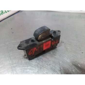 MANDO ELEVALUNAS DELANTERO DERECHO 8608A182 8 PINES 