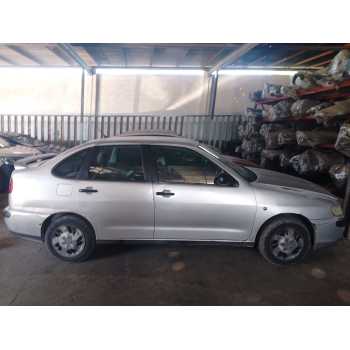 SEAT CORDOBA Vario (6K5) de desguace