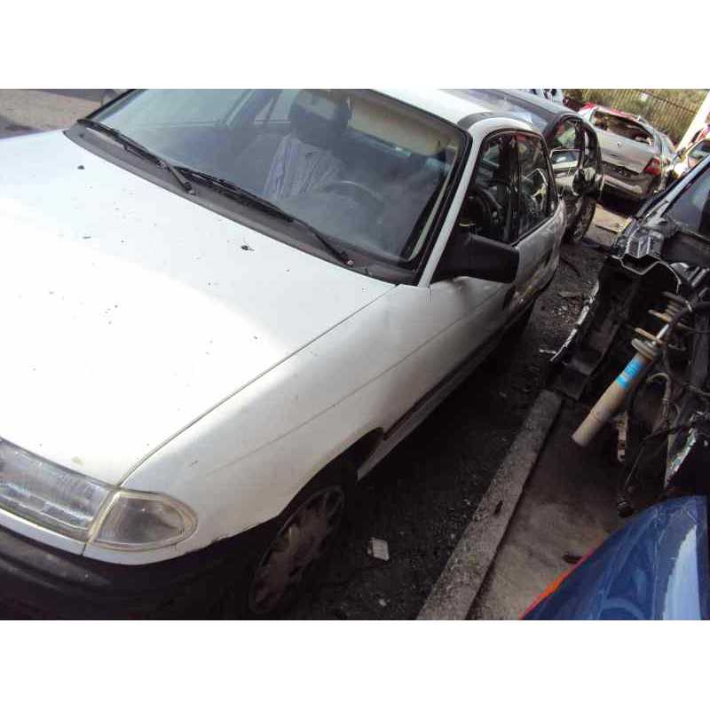 opel astra f berlina del año 1994