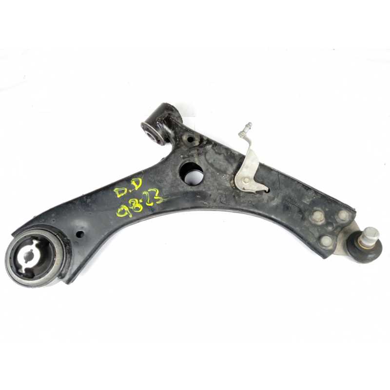 BRAZO SUSPENSION INFERIOR DELANTERO DERECHO KX613A423AEC 