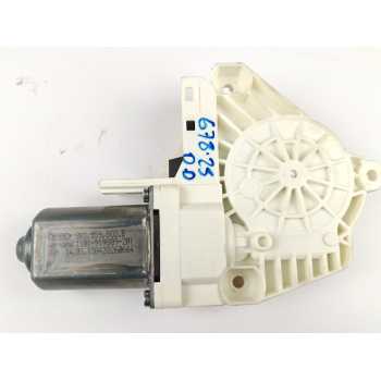 MOTOR ELEVALUNAS DELANTERO DERECHO 8K0959802B 
