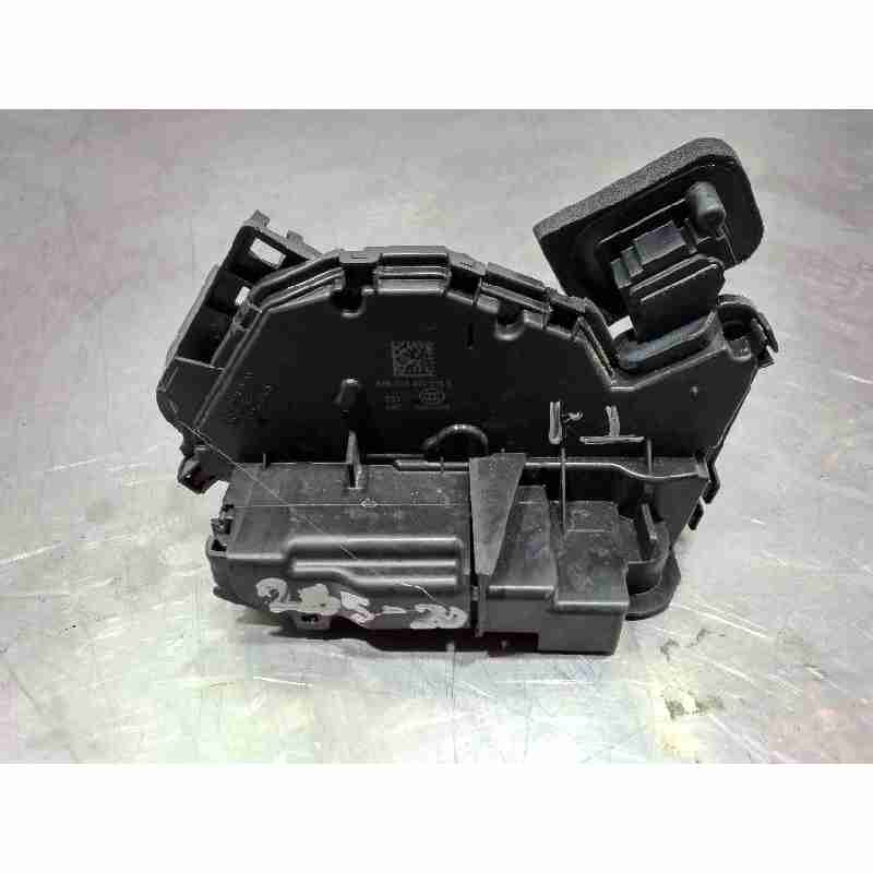 CERRADURA PUERTA TRASERA IZQUIERDA 5TA839015E 