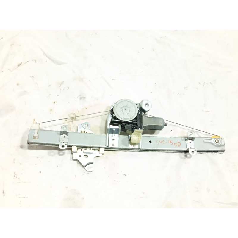 ELEVALUNAS DELANTERO DERECHO 807205FA2A 