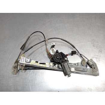 ELEVALUNAS DELANTERO DERECHO 9222F8 