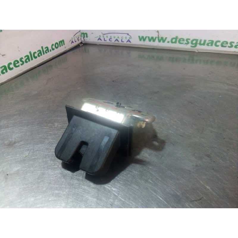 CERRADURA MALETERO / PORTON 5E0827505 4 PINES 