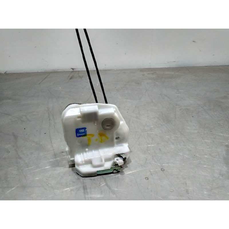 CERRADURA PUERTA TRASERA DERECHA 5745A396 