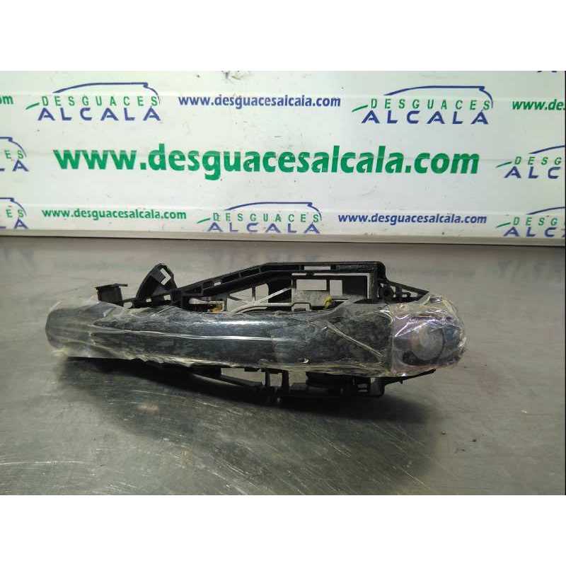 MANETA EXTERIOR DELANTERA IZQUIERDA 