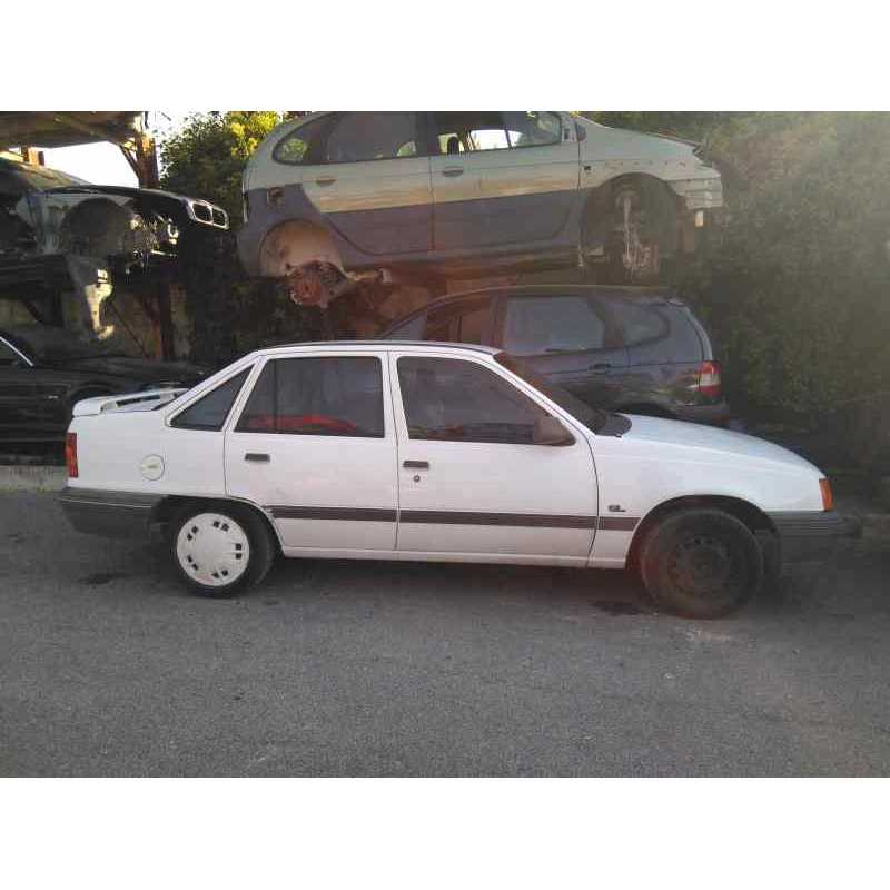 opel kadett e del año 1990