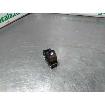 MANDO ELEVALUNAS TRASERO DERECHO 96762292ZD 4 PINES 