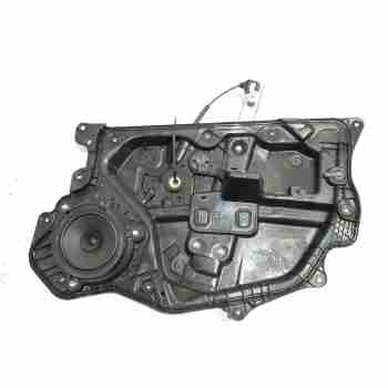 ELEVALUNAS DELANTERO DERECHO KB7W5897XA 