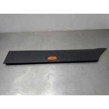 MOLDURA LATERAL IZQUIERDA 
