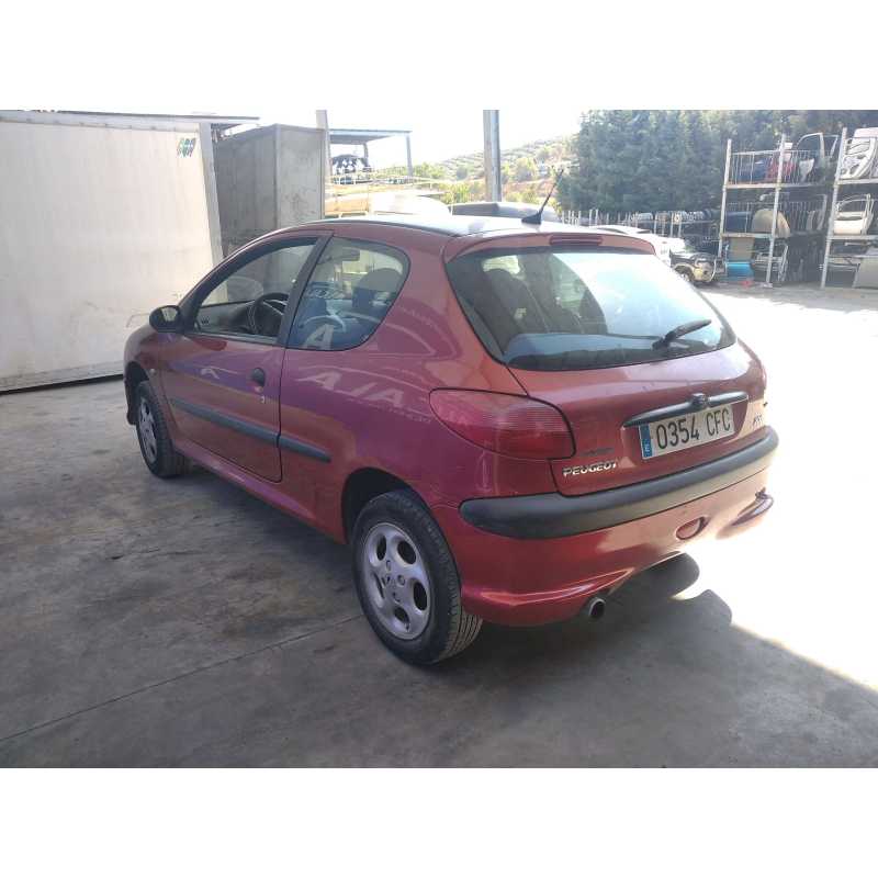 peugeot 206 berlina del año 2003