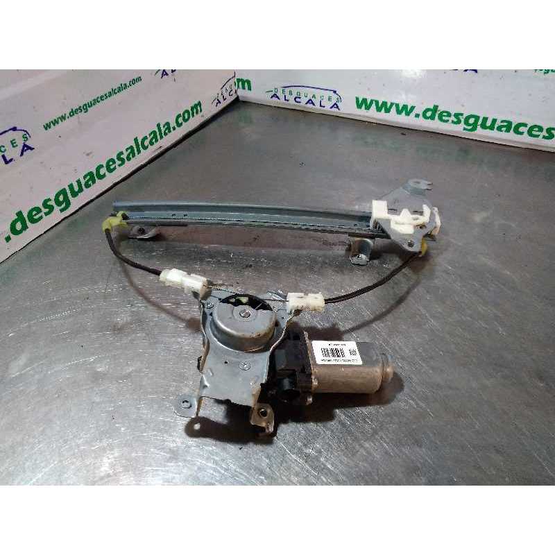 ELEVALUNAS TRASERO DERECHO 82700JD400 2 PINES 