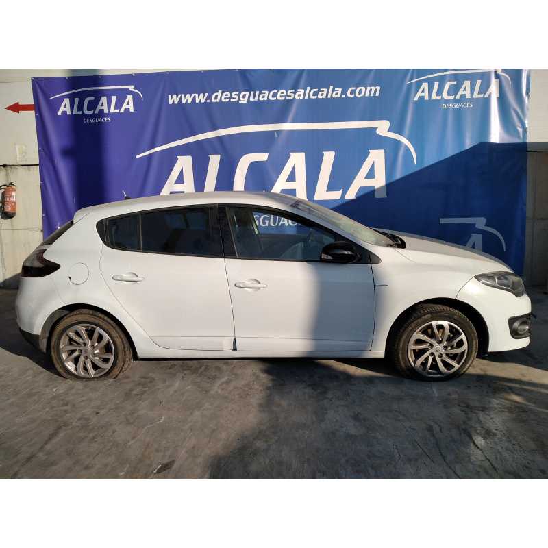 renault megane iii berlina 5 p del año 2015