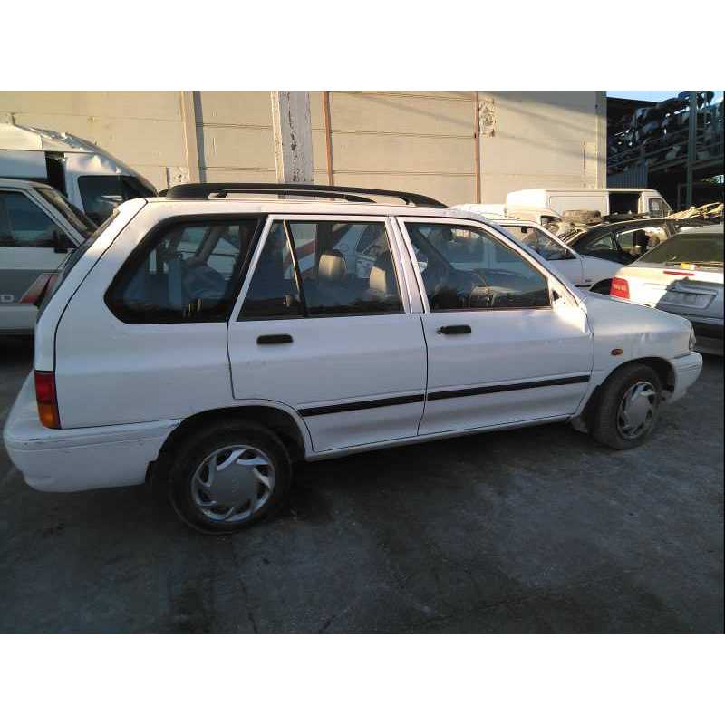 kia pride del año 2000