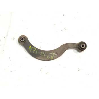 BRAZO SUSPENSION SUPERIOR TRASERO DERECHO 4877012010 