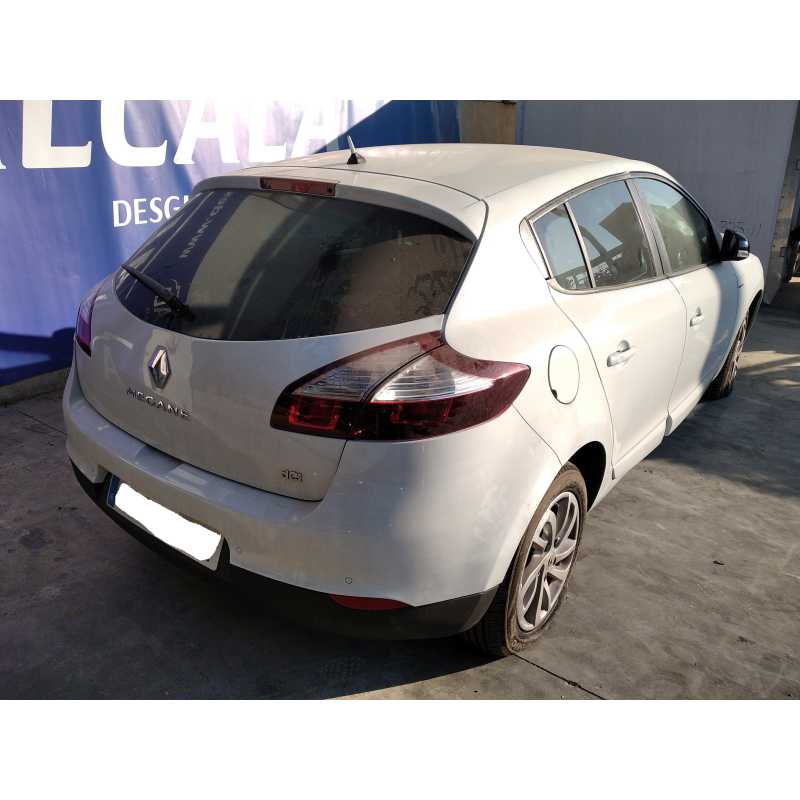 renault megane iii berlina 5 p del año 2015