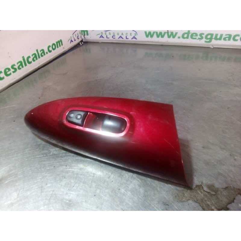 MANDO ELEVALUNAS DELANTERO DERECHO 254111KA5A 12 PINES 