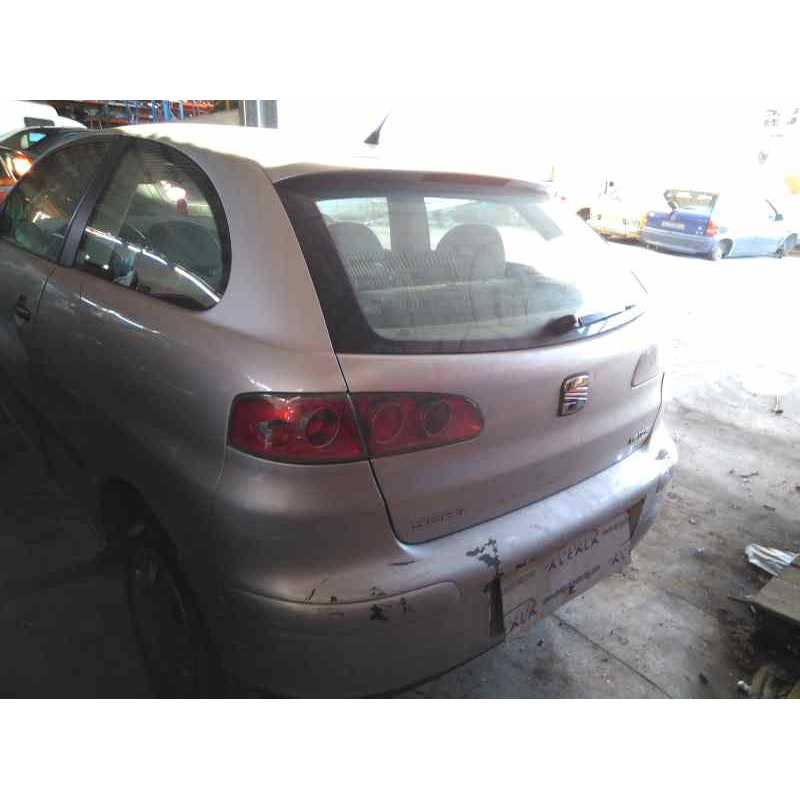 seat ibiza (6l1) del año 2002