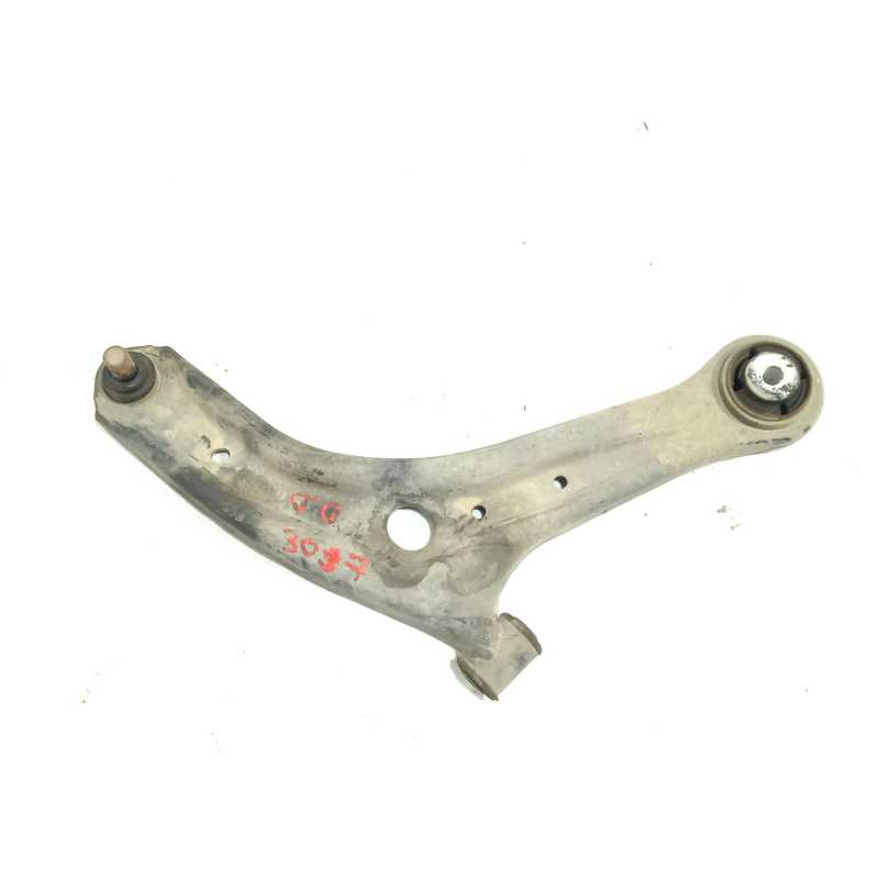 BRAZO SUSPENSION INFERIOR DELANTERO DERECHO 
