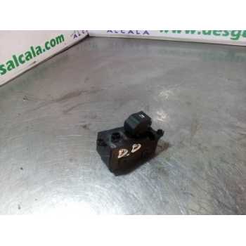 MANDO ELEVALUNAS DELANTERO DERECHO 39R5101310 8 PINES 