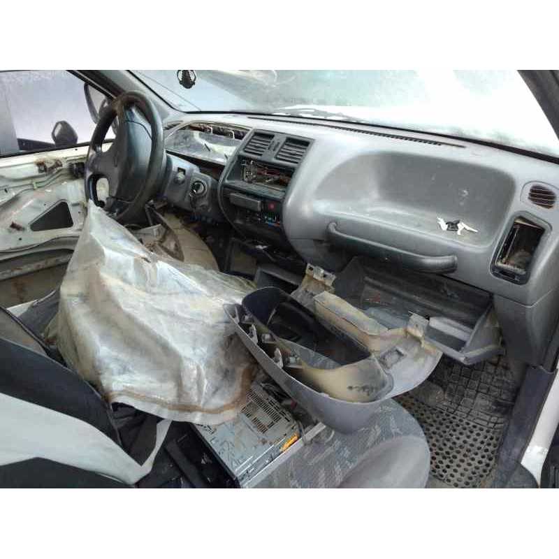 nissan terrano/terrano.ii (r20) del año 1998