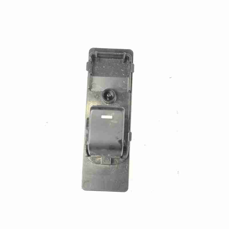 MANDO ELEVALUNAS TRASERO DERECHO KG6N66380 