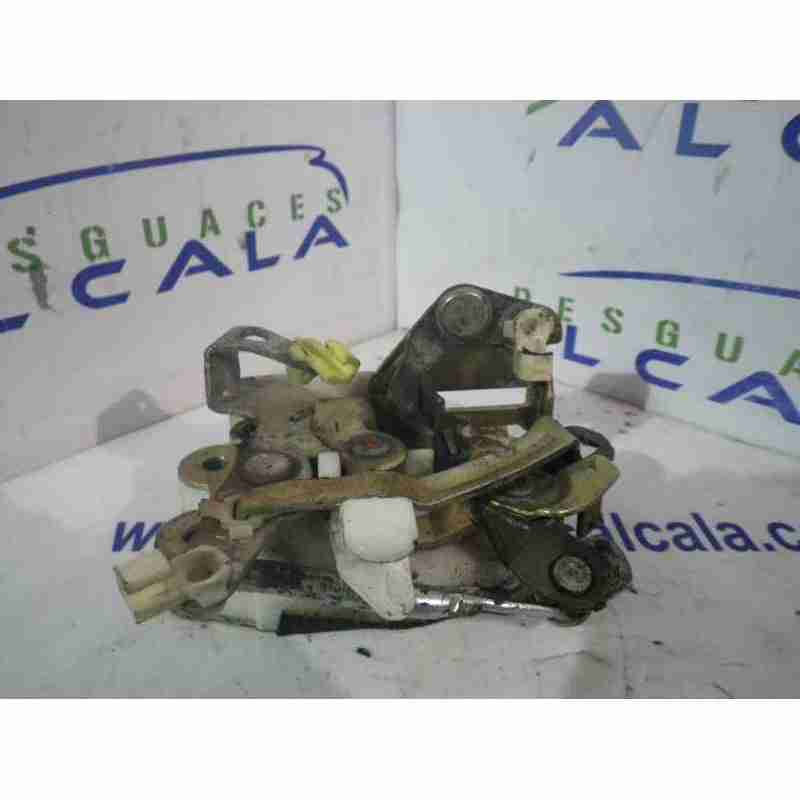 CERRADURA PUERTA DELANTERA IZQUIERDA MANUAL 