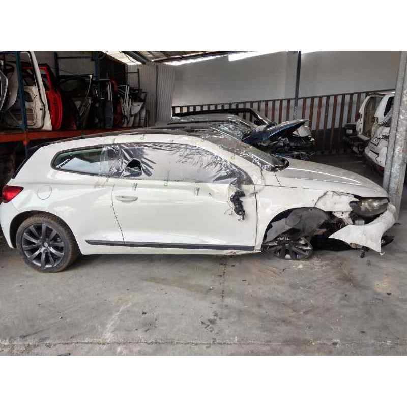 volkswagen scirocco del año 2010