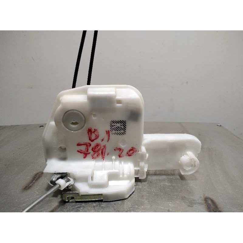 CERRADURA PUERTA DELANTERA IZQUIERDA 5715A739 5 PINES 