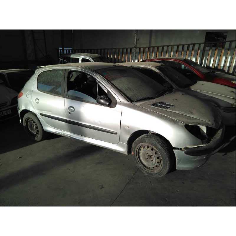 peugeot 206 berlina del año 2004
