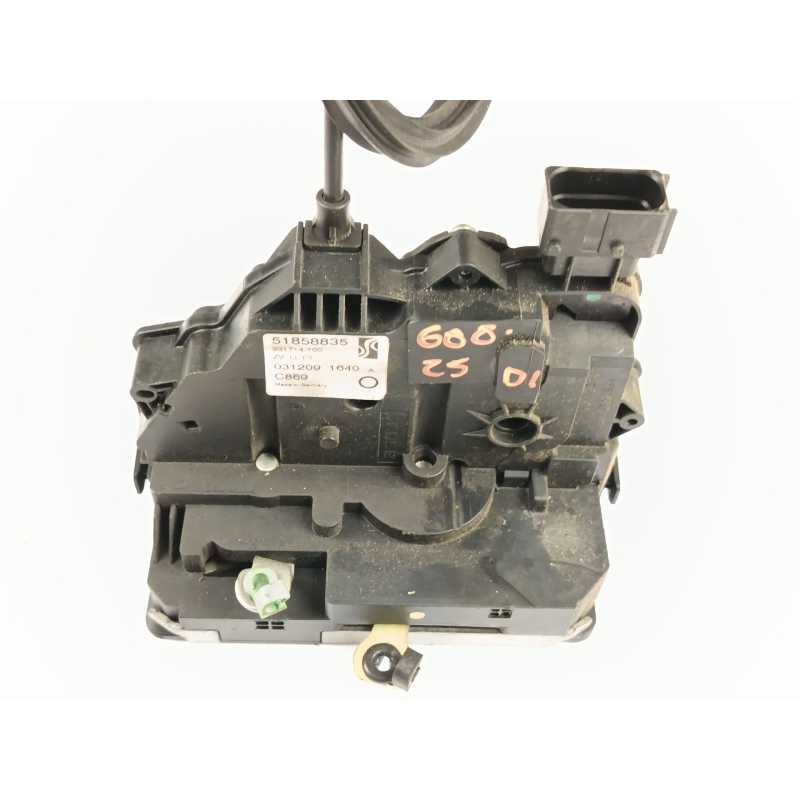 CERRADURA PUERTA DELANTERA IZQUIERDA 51858835 