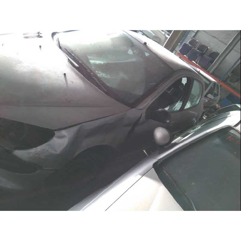 peugeot 206 berlina del año 2004