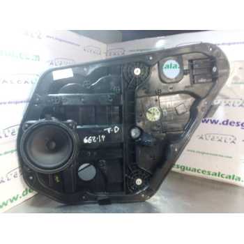 ELEVALUNAS TRASERO DERECHO 834813Z000 SIN MOTOR 