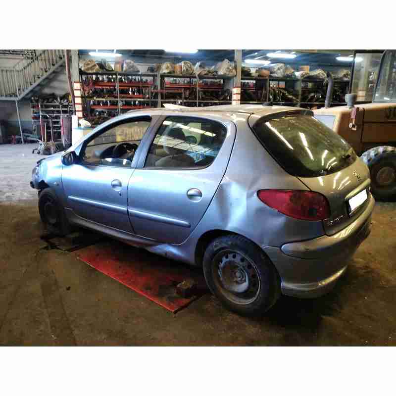 peugeot 206 berlina del año 2005