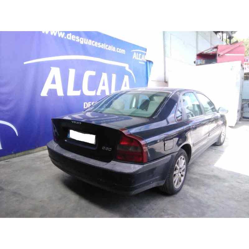 volvo s80 berlina del año 2001