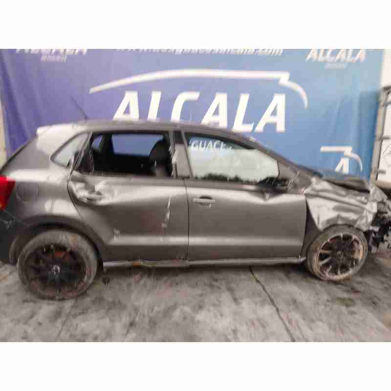 volkswagen polo v (6r1, 6c1) del año 2010