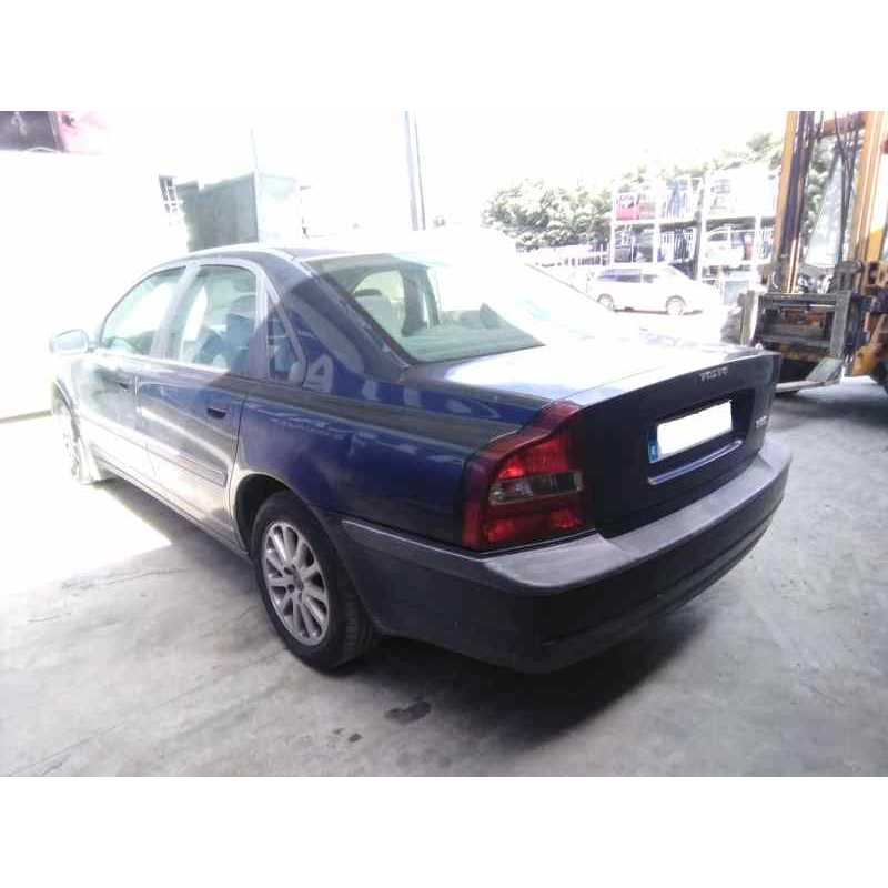 volvo s80 berlina del año 2001