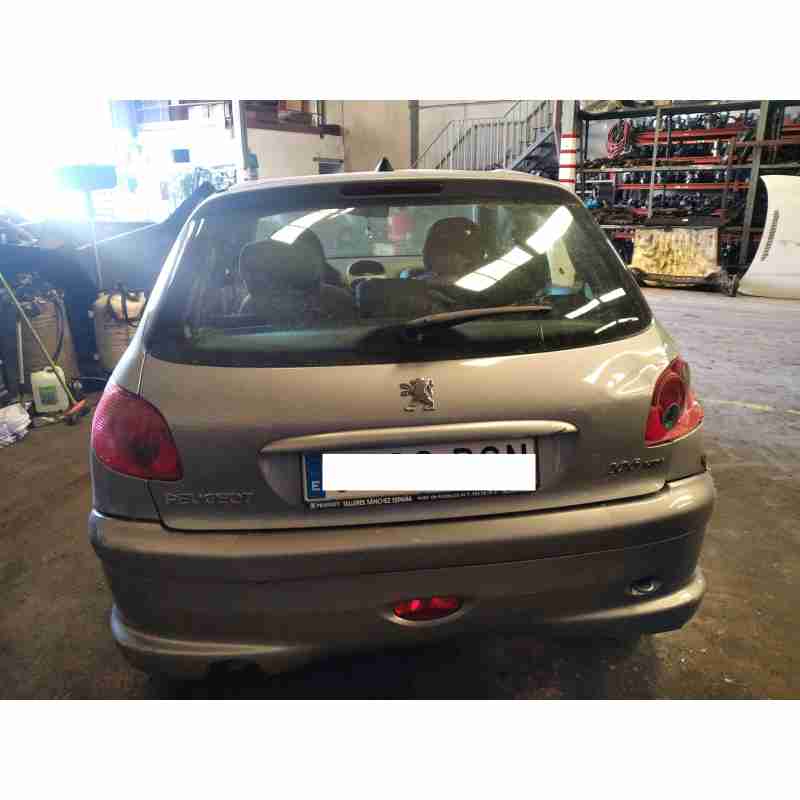peugeot 206 berlina del año 2005