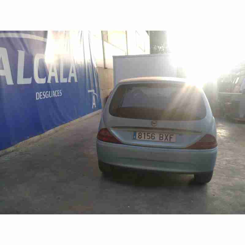 lancia lancia y del año 2002