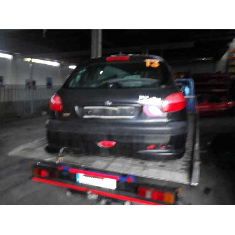 peugeot 206 berlina del año 2002